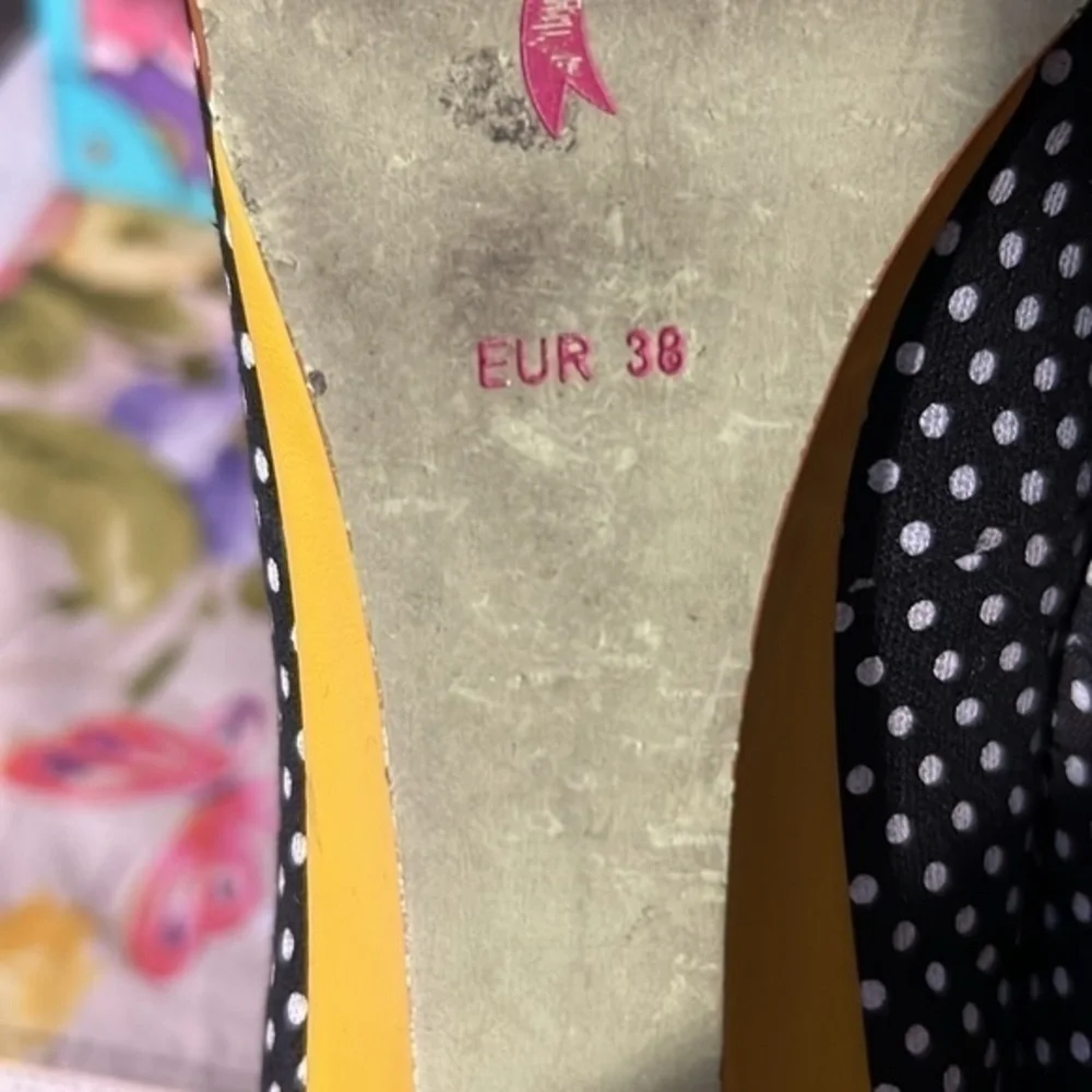 POETIC LICENSE | A Charmed Life Retro Print Polka Dot Print Wedges, size 38